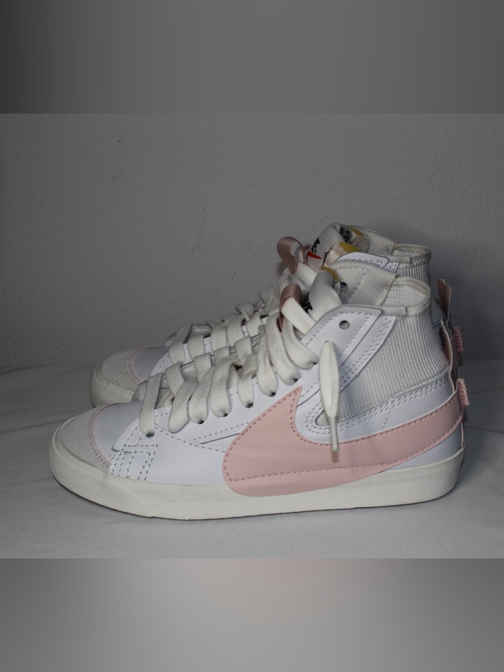 Nike Women's High-Top Sneakers White with Pink Swoosh